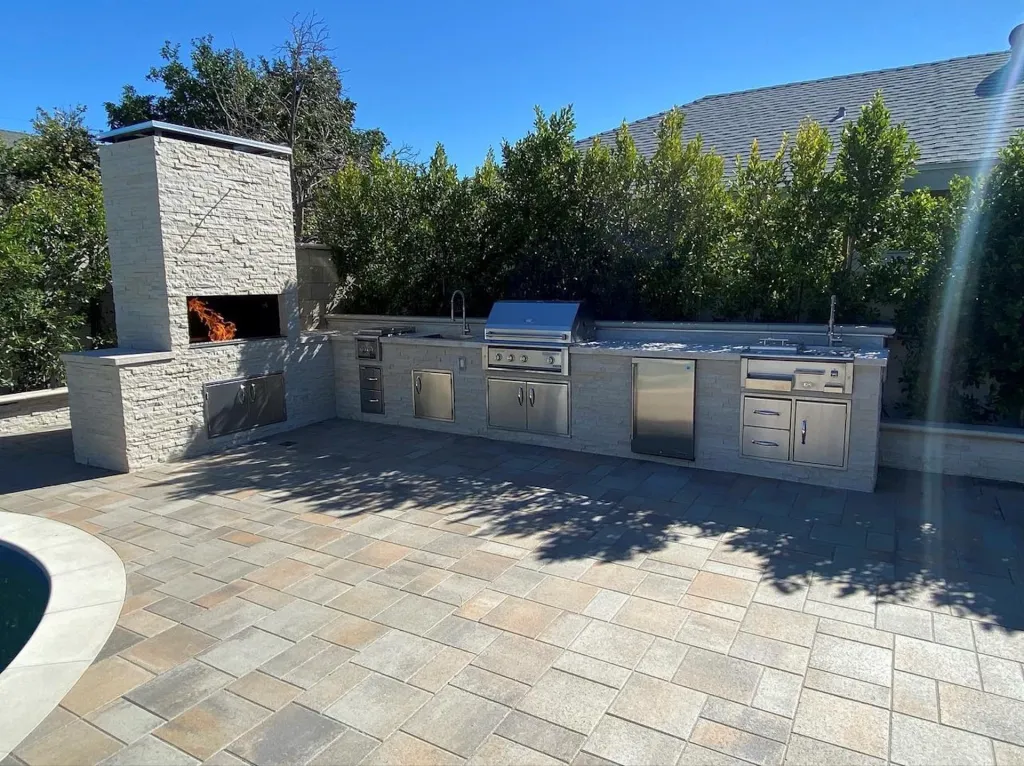 services-outdoor-kitchen-